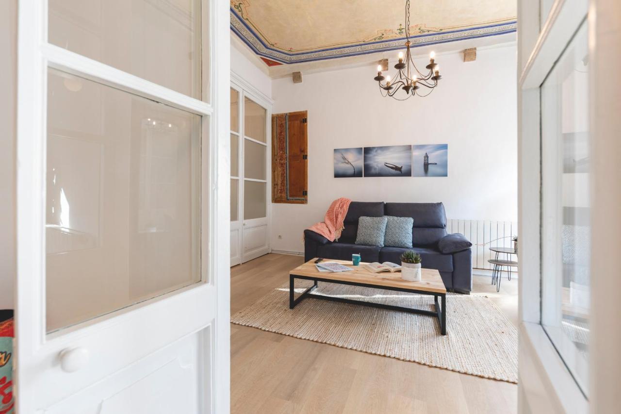 Bravissimo Placa Del Vi, Authentic Historic Apartment Χιρόνα Εξωτερικό φωτογραφία