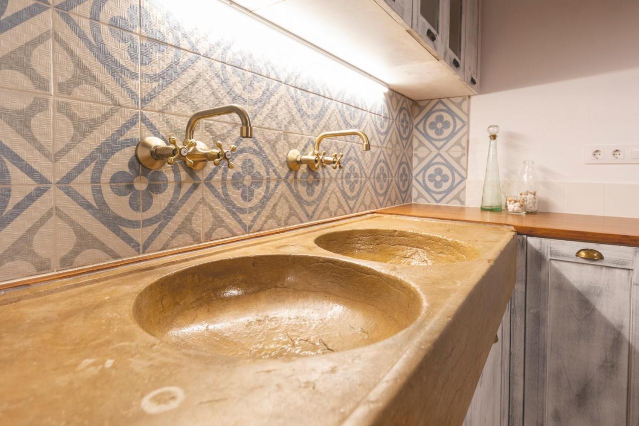 Bravissimo Placa Del Vi, Authentic Historic Apartment Χιρόνα Εξωτερικό φωτογραφία