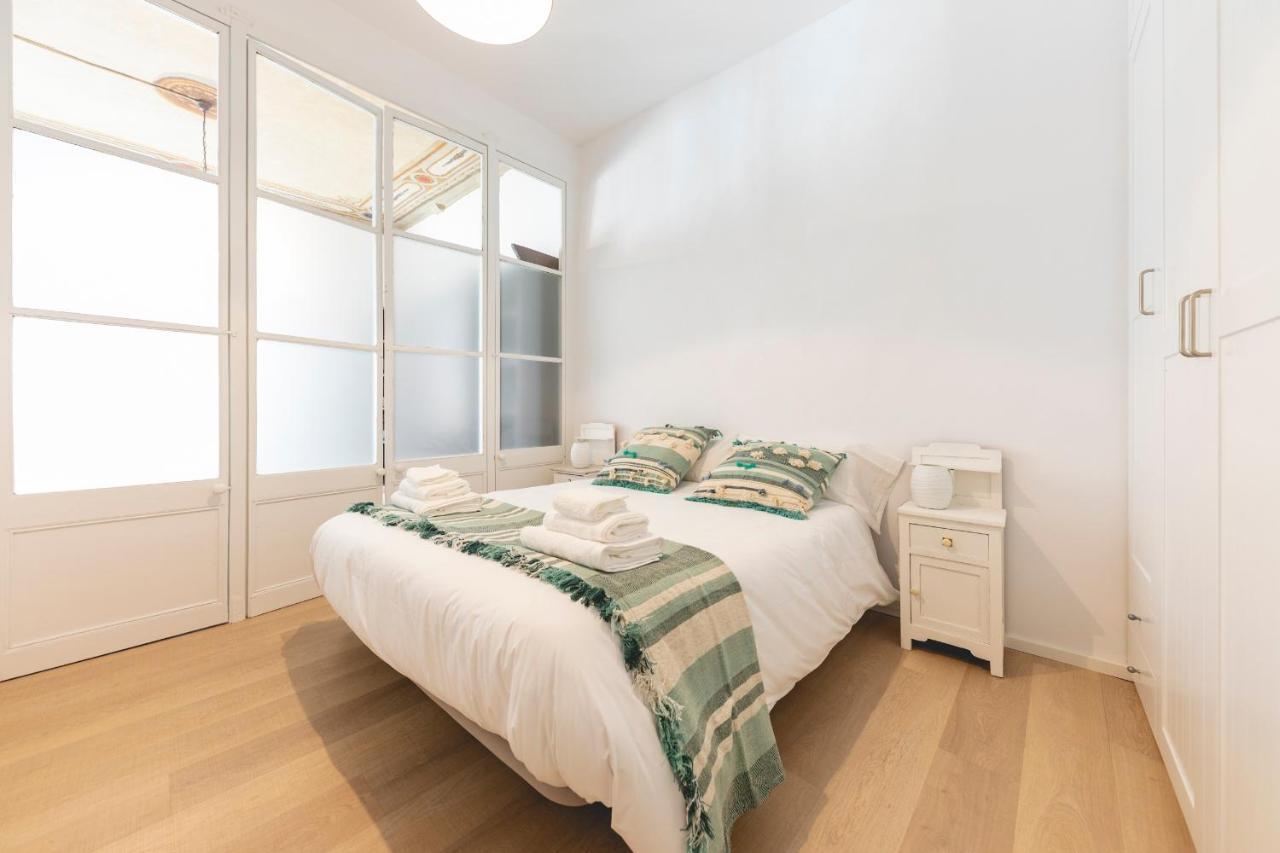 Bravissimo Placa Del Vi, Authentic Historic Apartment Χιρόνα Εξωτερικό φωτογραφία